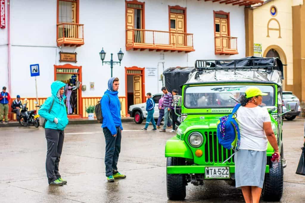travelers getting willy jeep in salento to valle de cocora