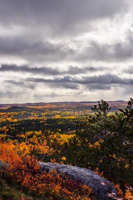 Upper Peninsula Hiking: Sugarloaf Mountain - EZMoments