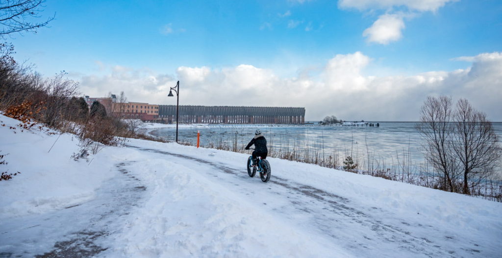 Lakeshore boulevard winter biking in marquette