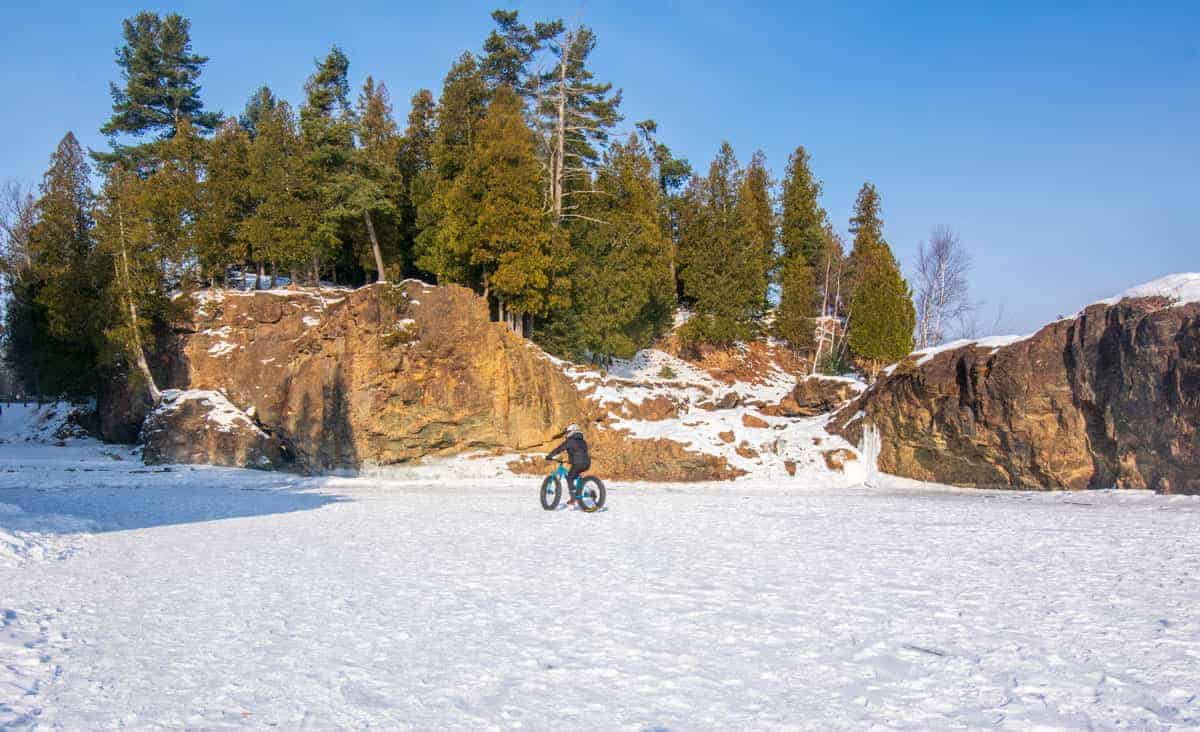 How to Explore Black Rocks in Marquette MI in 2025 MI